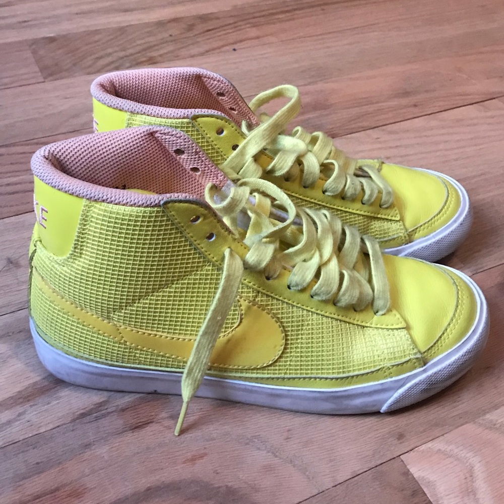 Nike Blazer sz 7
